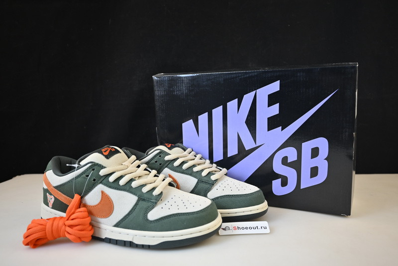 Nike Dunk Low Pro SB 