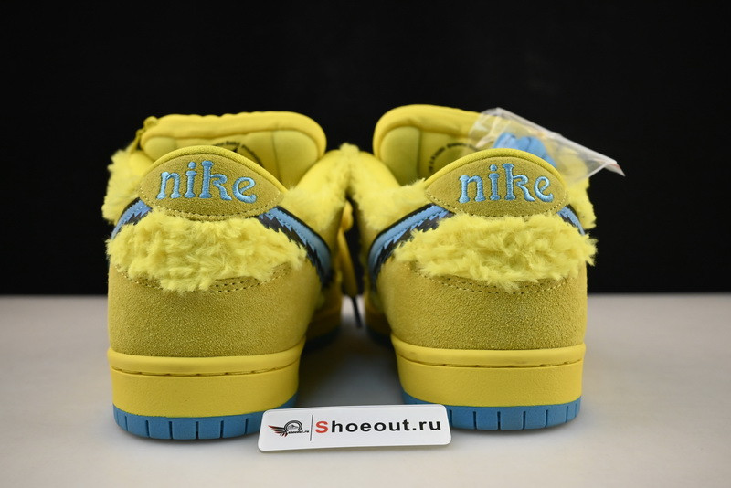 Grateful Dead x Nike SB Dunk Low 