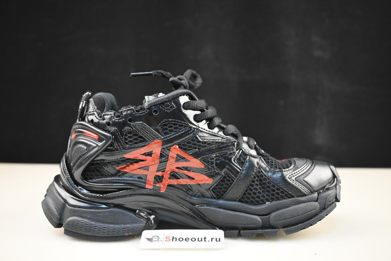 Ba*len*cia*ga runner 677403 w3rb1 0102