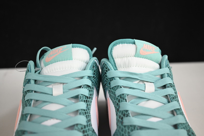 Nike Dunk Low “Snakeskin” DR8577-300