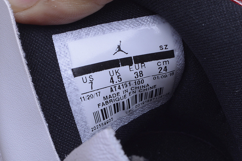 Air Jordan 1 Rebel “Chicago” AT4151-100