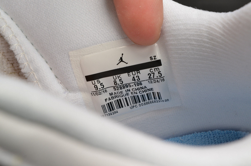 AIR JORDAN 11 RETRO LOW "CAROLINA 2017 RELEASE" mens 528895-106