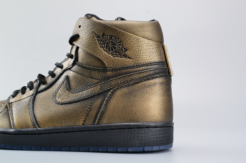 Air Jordan 1 Ret High OG Wings Mens AA2887-035