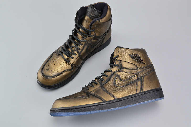 Air Jordan 1 Ret High OG Wings Mens AA2887-035