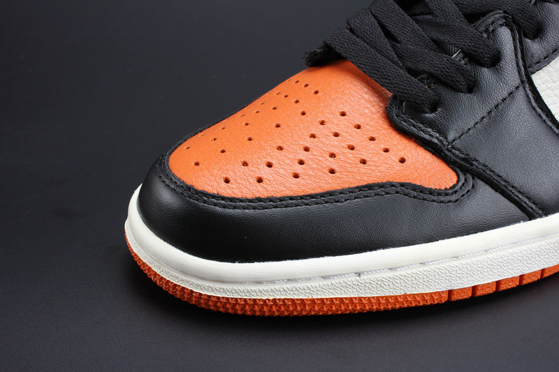 AIR JORDAN 1 RETRO HIGH OG “SHATTERED BACKBOARD”555088-005