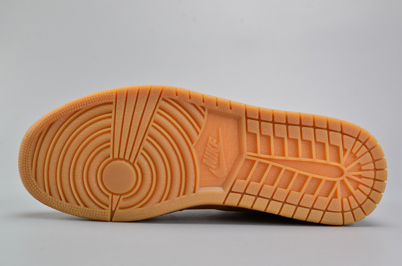 Air Jordan 1 Retro High OG “Wheat”  Golden Harvest/Elemental Gold mens 555088-710