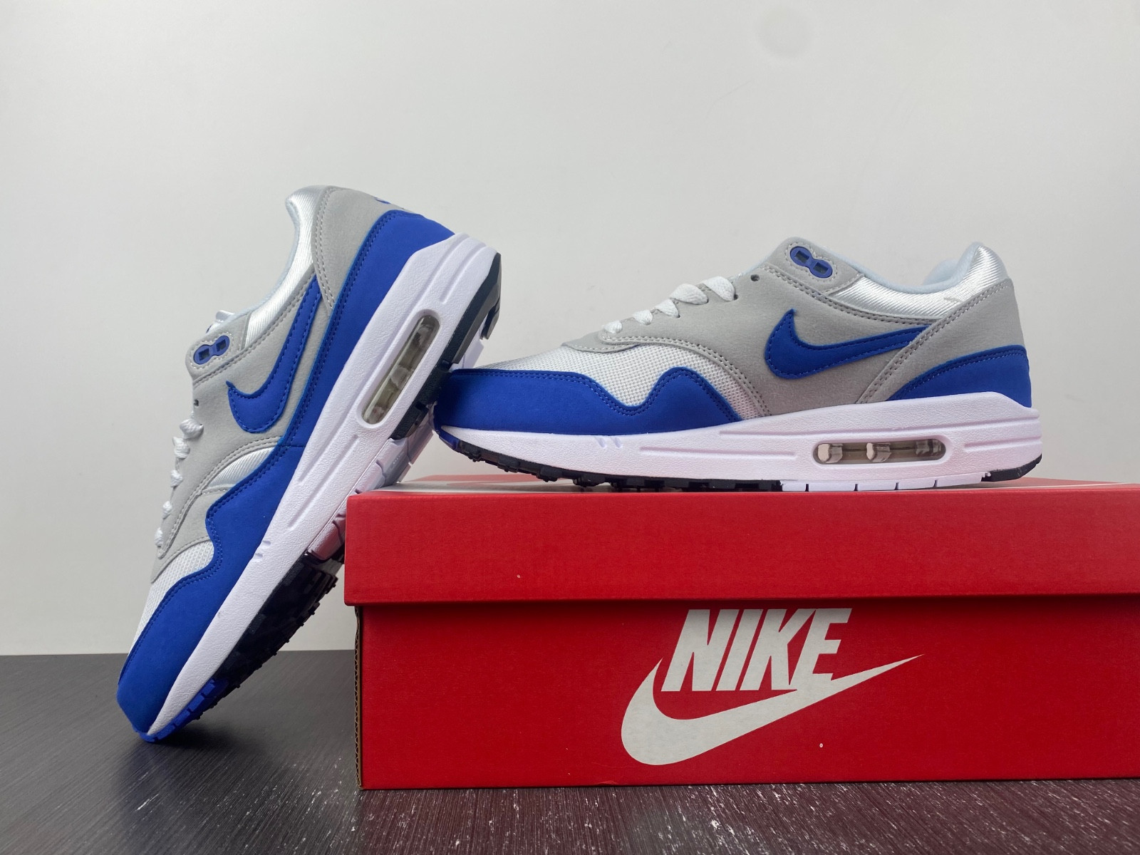 Nike Air Max 1 OG “Anniversary” 908375-101
