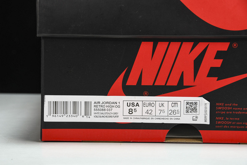 Air Jordan 1 High OG “Stealth” 555088-037