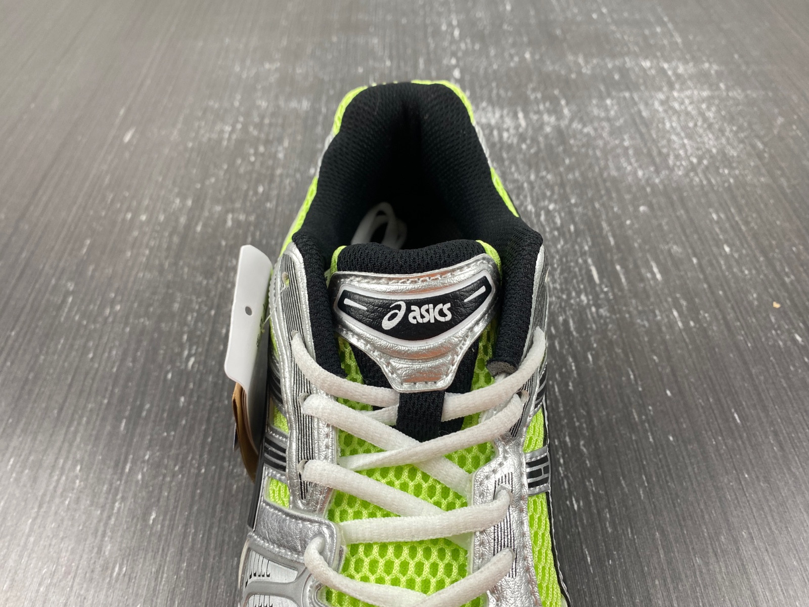 As*ic*s gel-kayano 14  1201a019-751