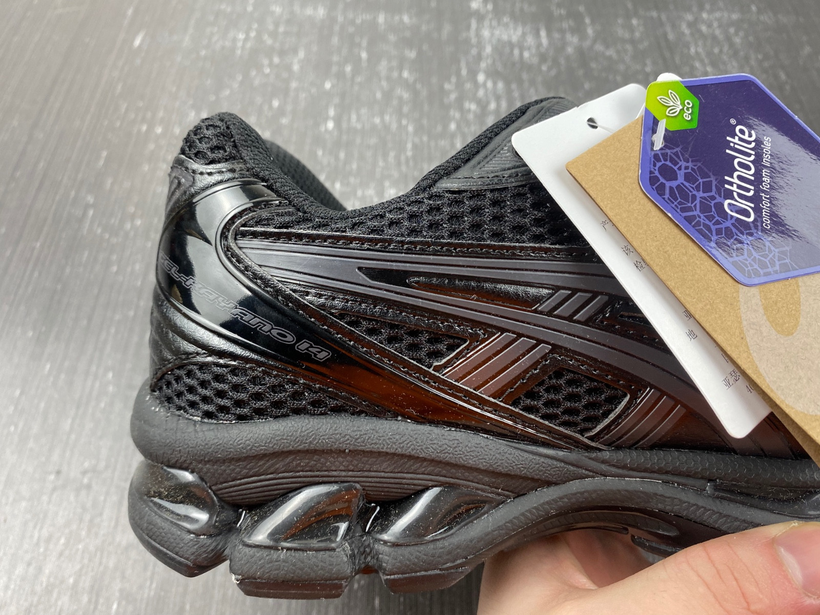 As*ic*s gel-kayano 14  1201a019-001