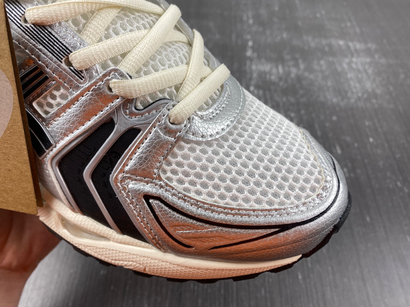 As*ic*s gel-kayano 14  1201a457-101