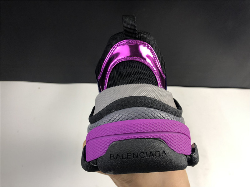 BLCG Triple S 524039-W2FW1-1976