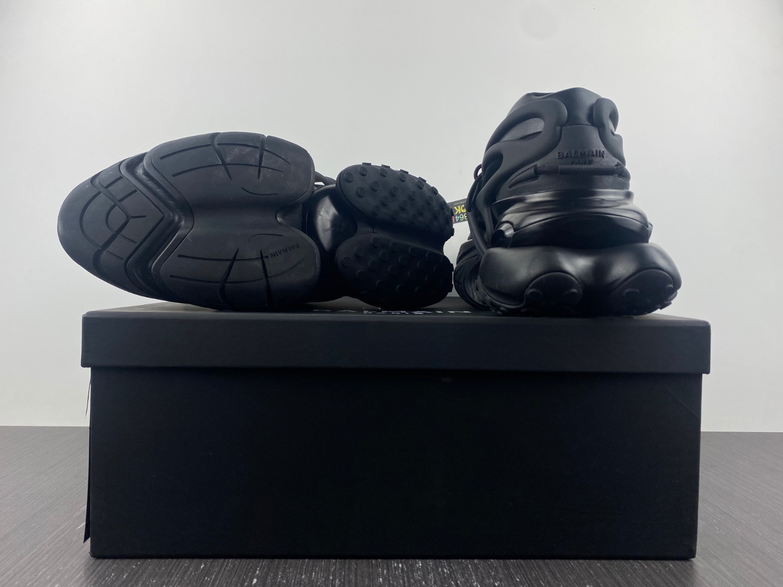 BALMAIN Black BLM1129