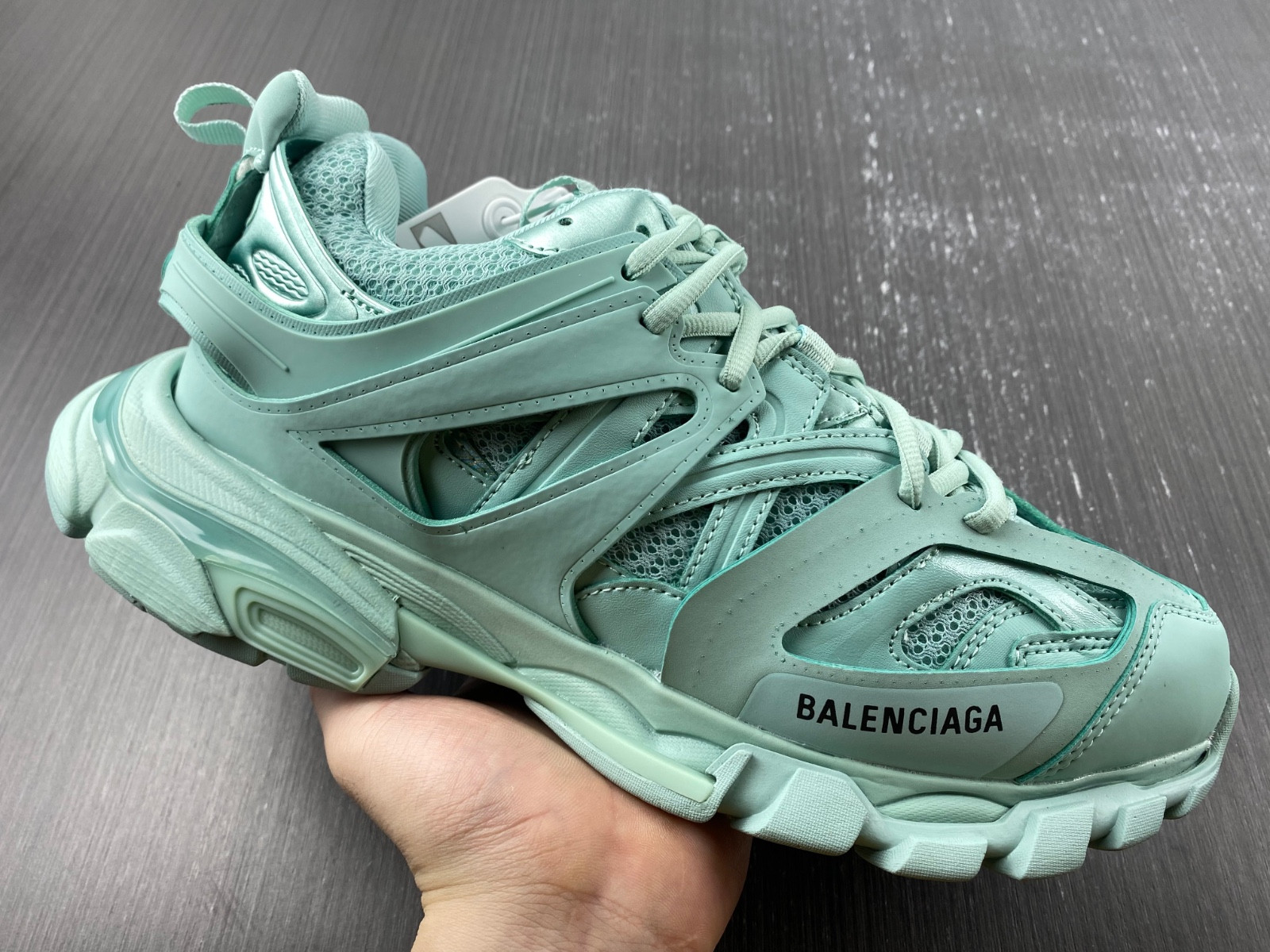 Ba*len*cia*ga track  542023 w2la2 4010