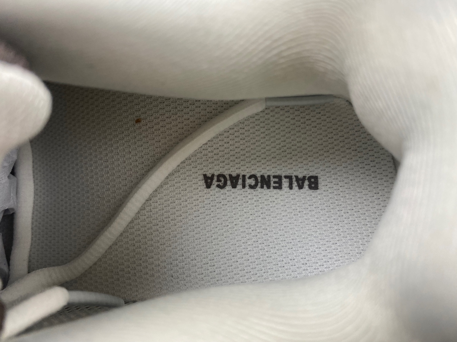 Ba*len*cia*ga track  542436 w3ac1 1897