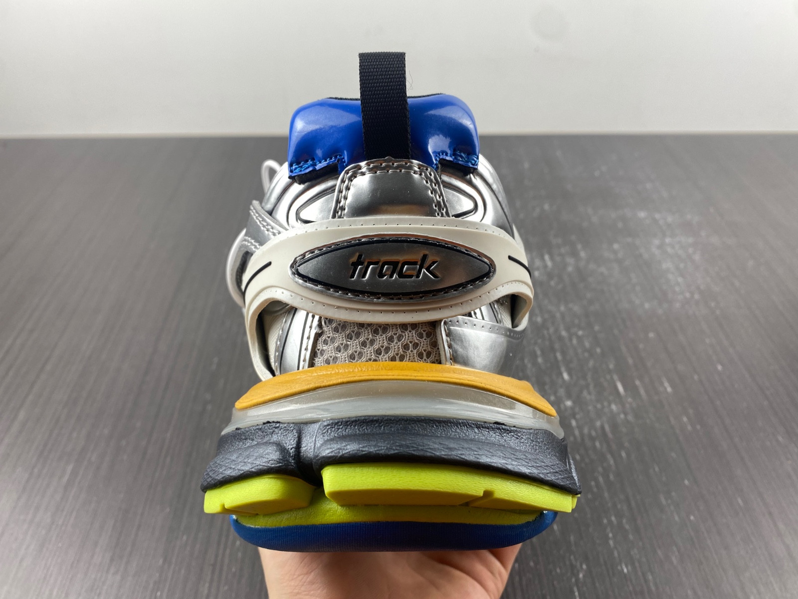 Ba*len*cia*ga track  542023 w2f5a b123