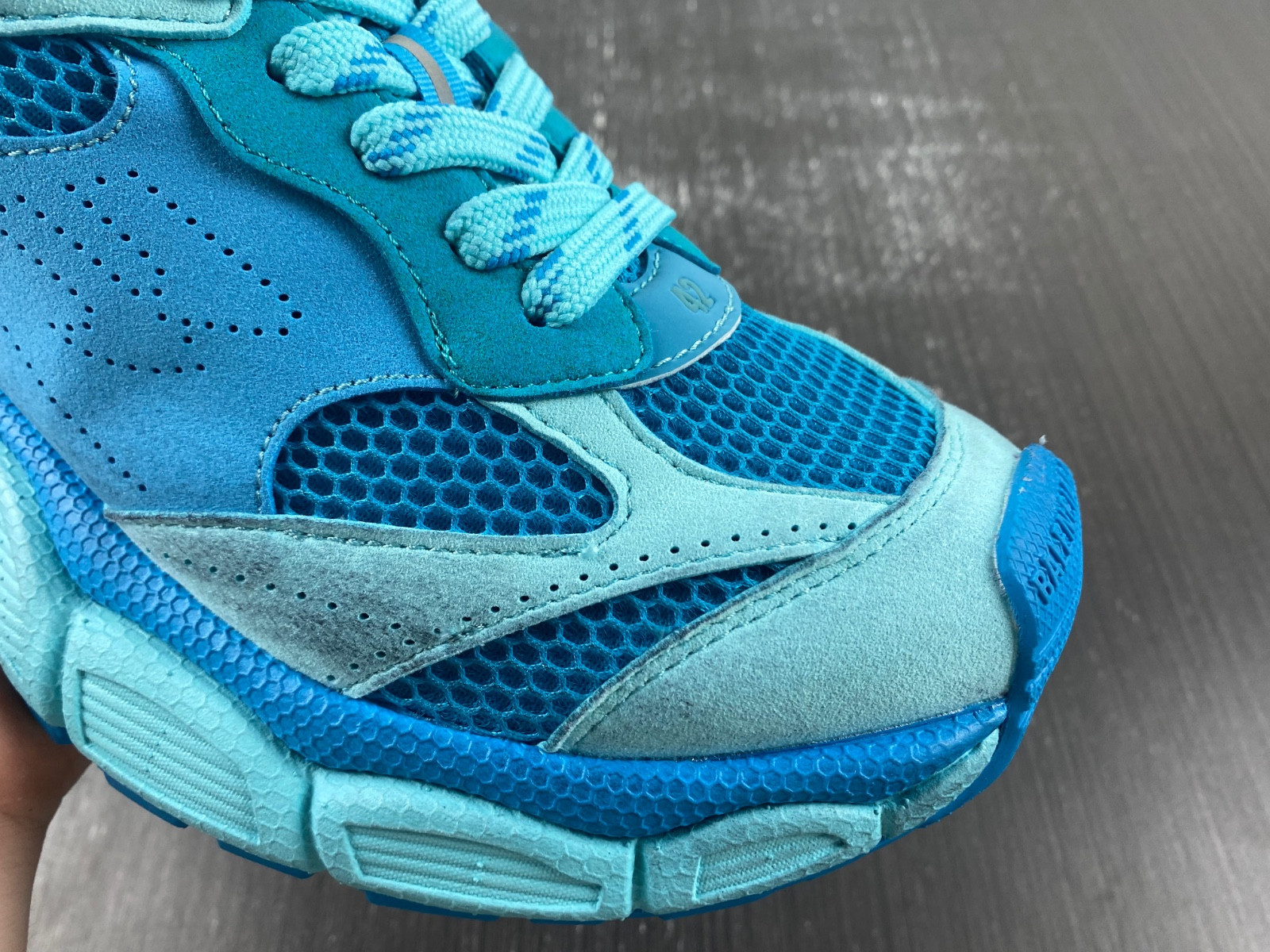 Ba*len*cia*ga 3xl 759693 w3xli 0510