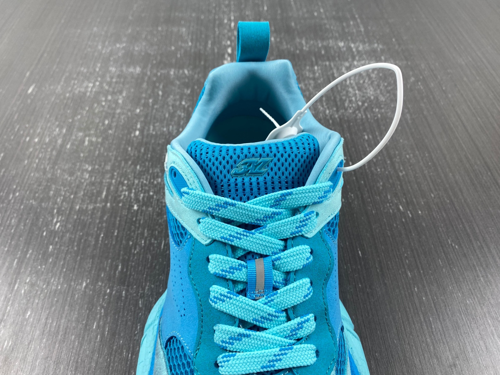 Ba*len*cia*ga 3xl 759693 w3xli 0510