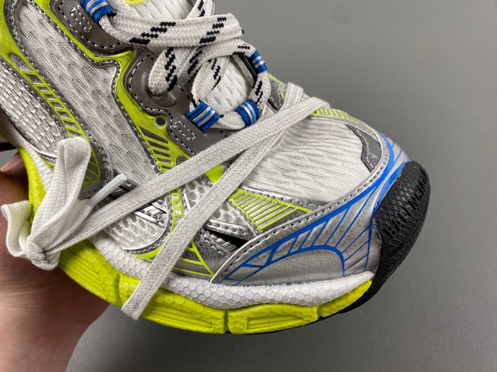 Ba*len*cia*ga phantom sneaker 734731 w3xl5 9074