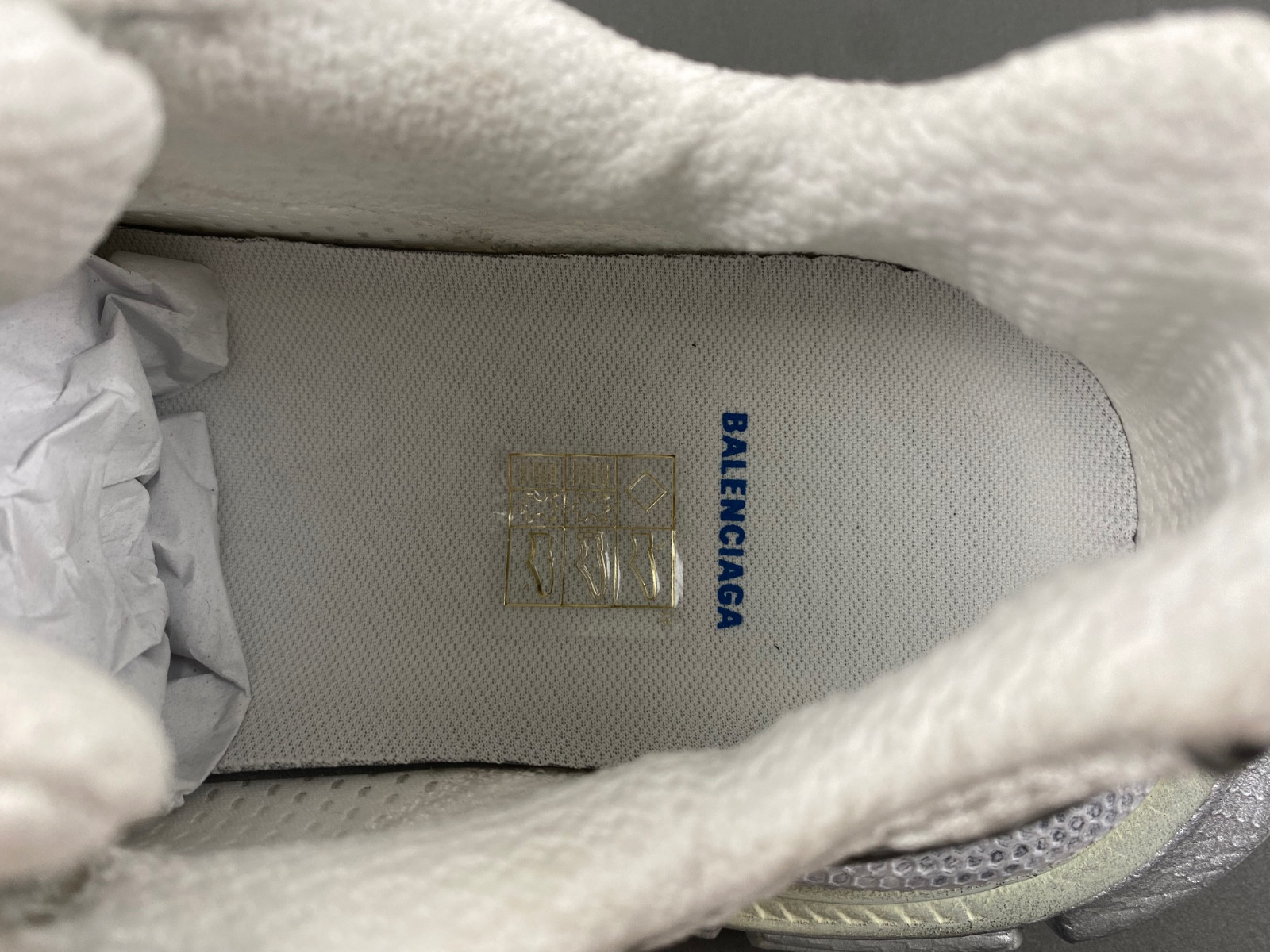 Ba*len*cia*ga phantom sneaker 734731 w3xl5 9074