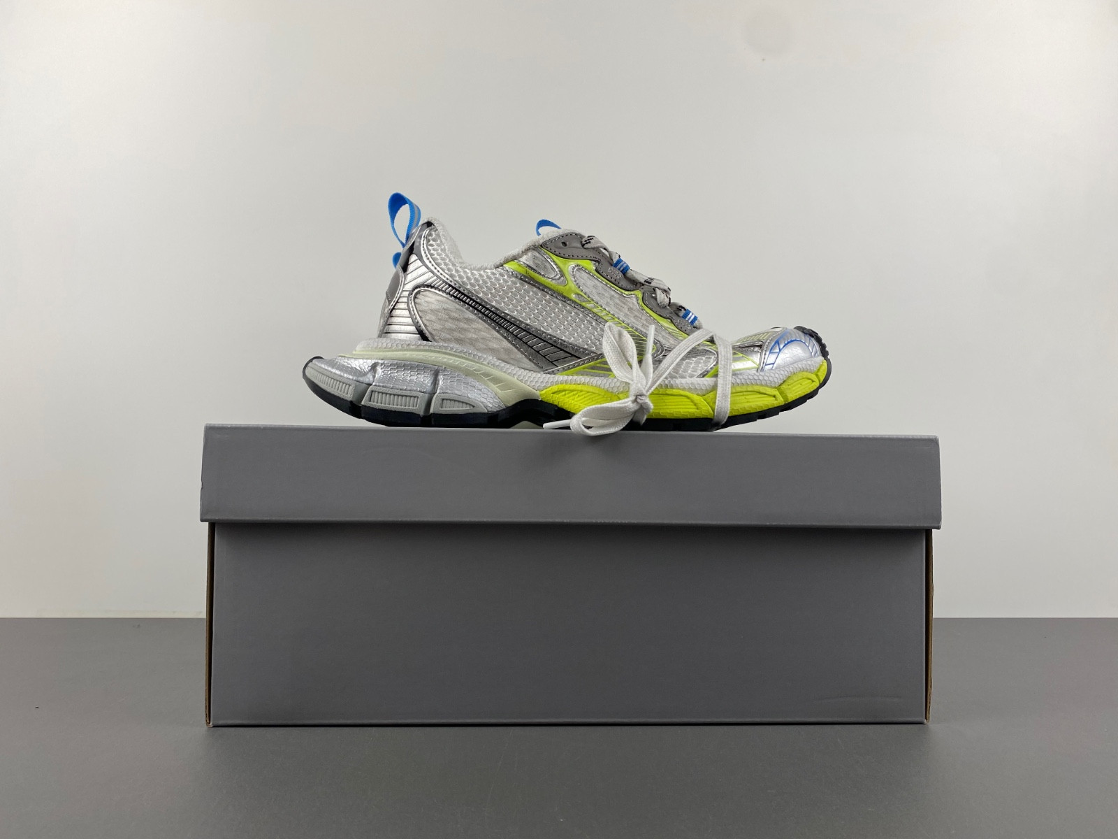 Ba*len*cia*ga phantom sneaker 734731 w3xl5 9074