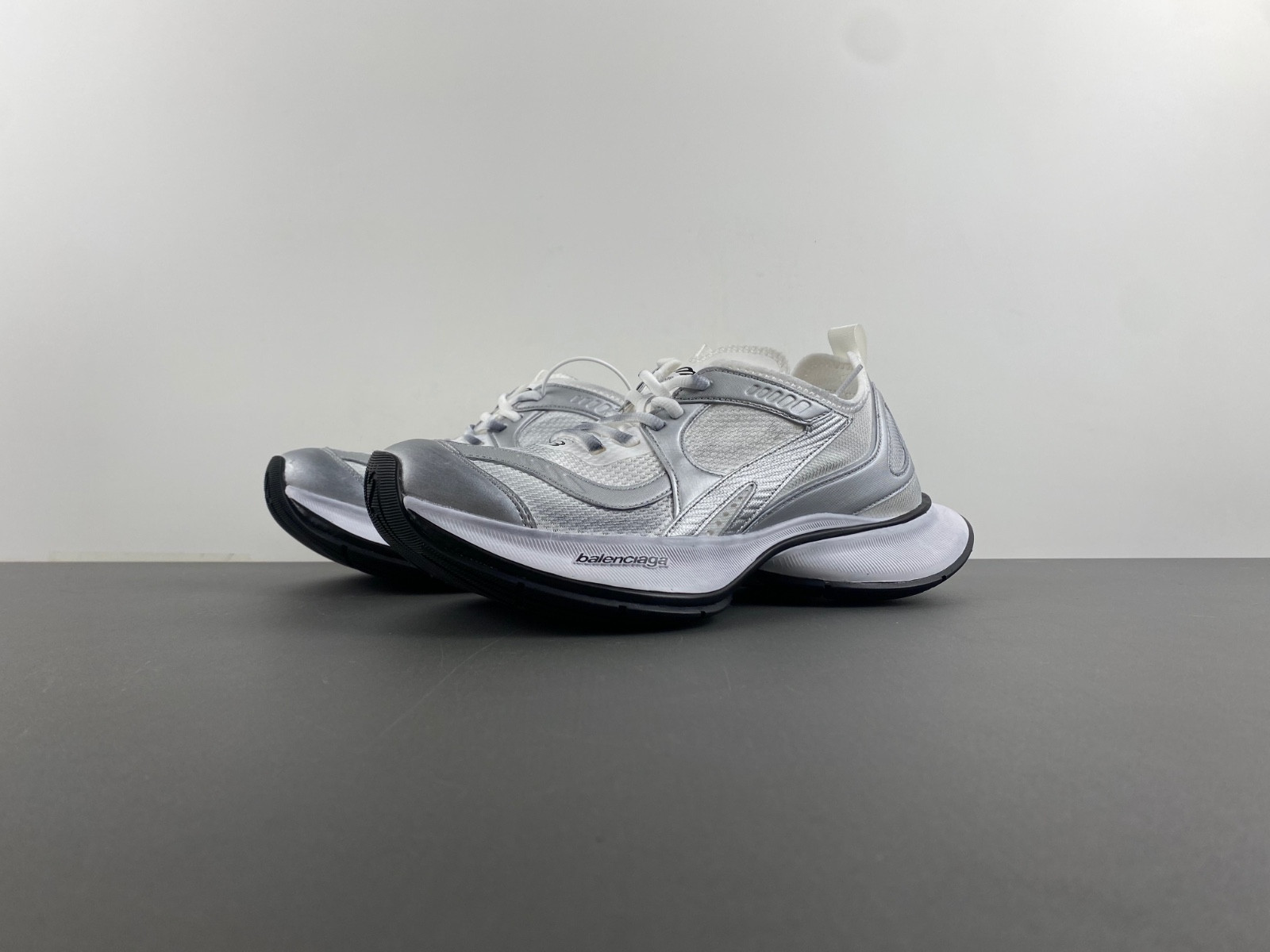 Ba*len*cia*ga runner 793945 wflgy 9100