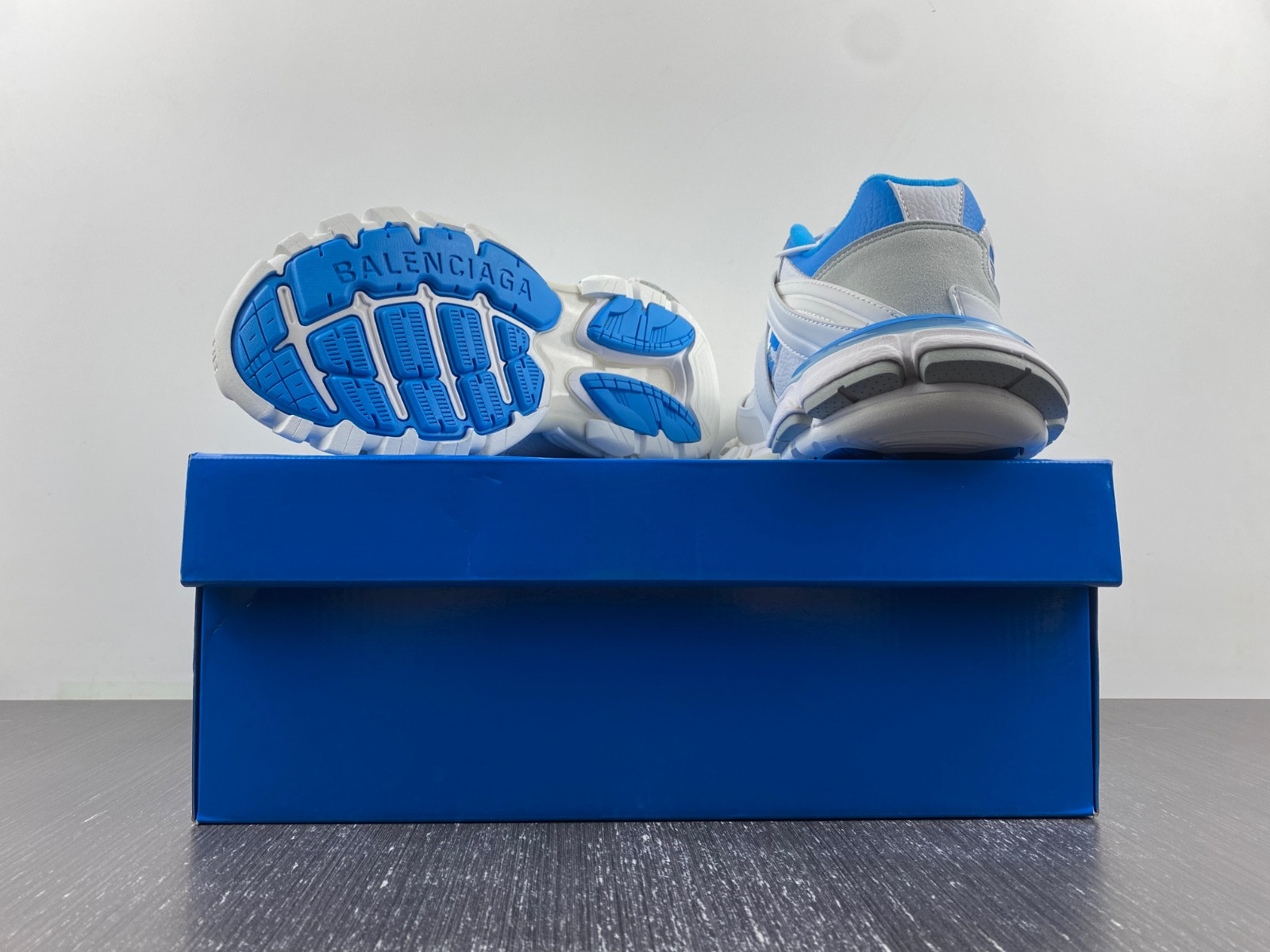 Ba*len*cia*ga track  741107 w1cz6 5012