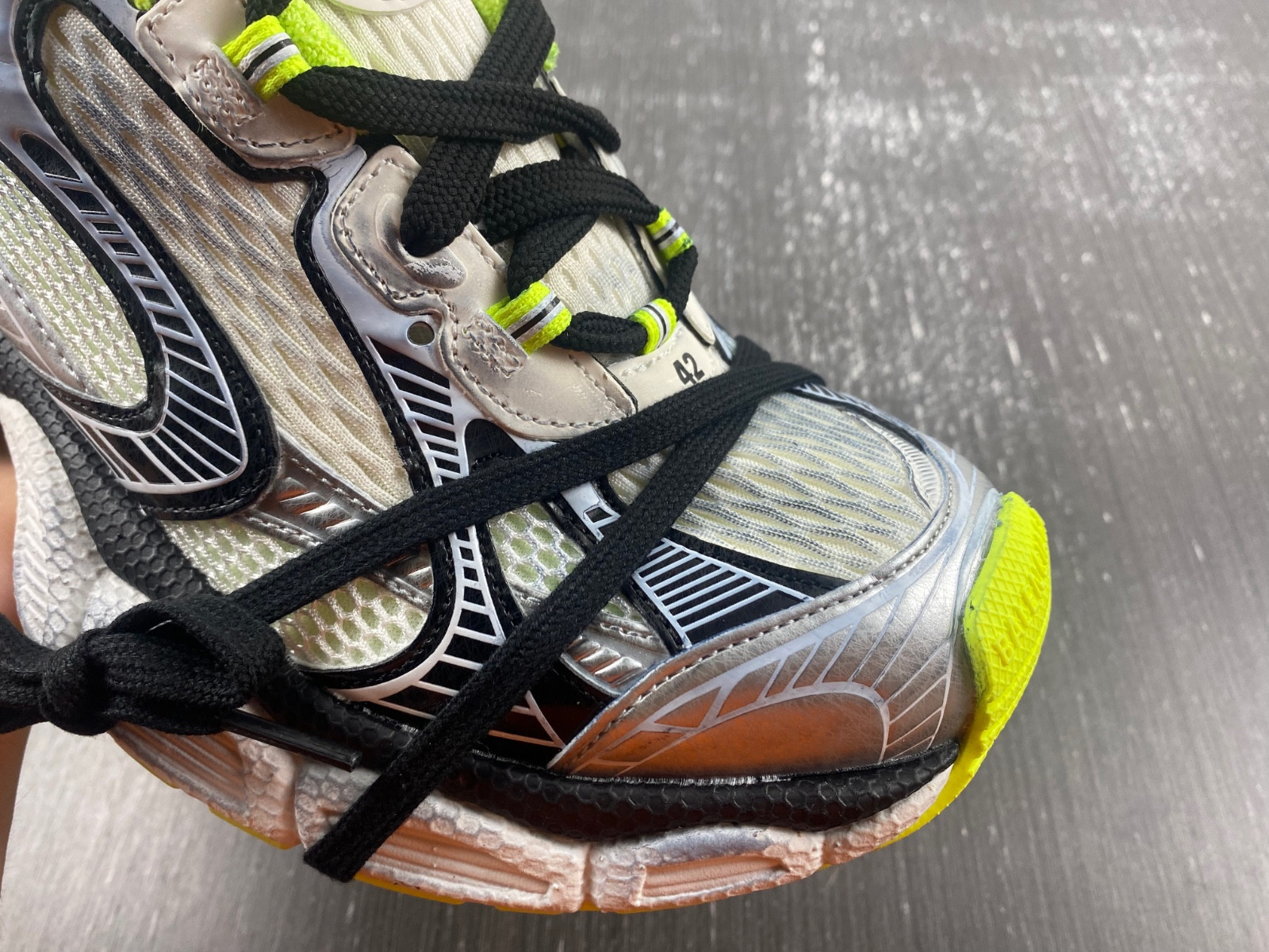 Ba*len*cia*ga 3xl  734734 w3xl6 9031