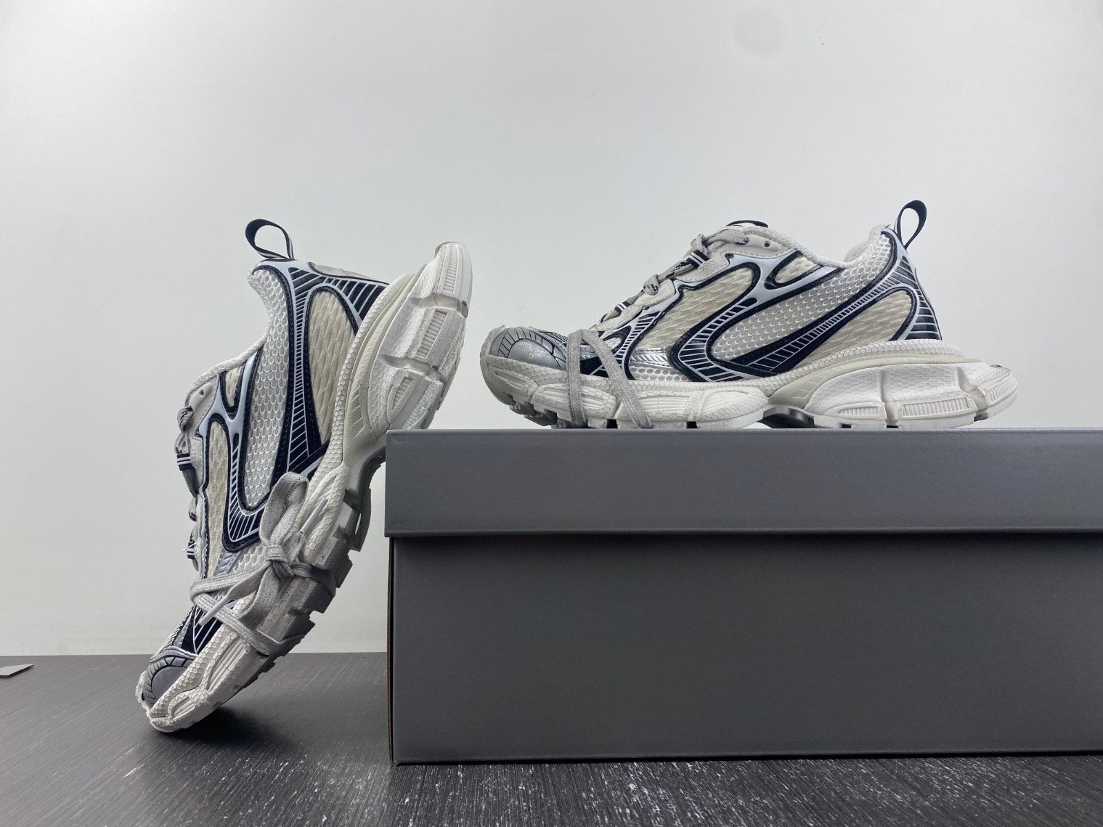 Ba*len*cia*ga 3xl 734731 w3xl4 9710