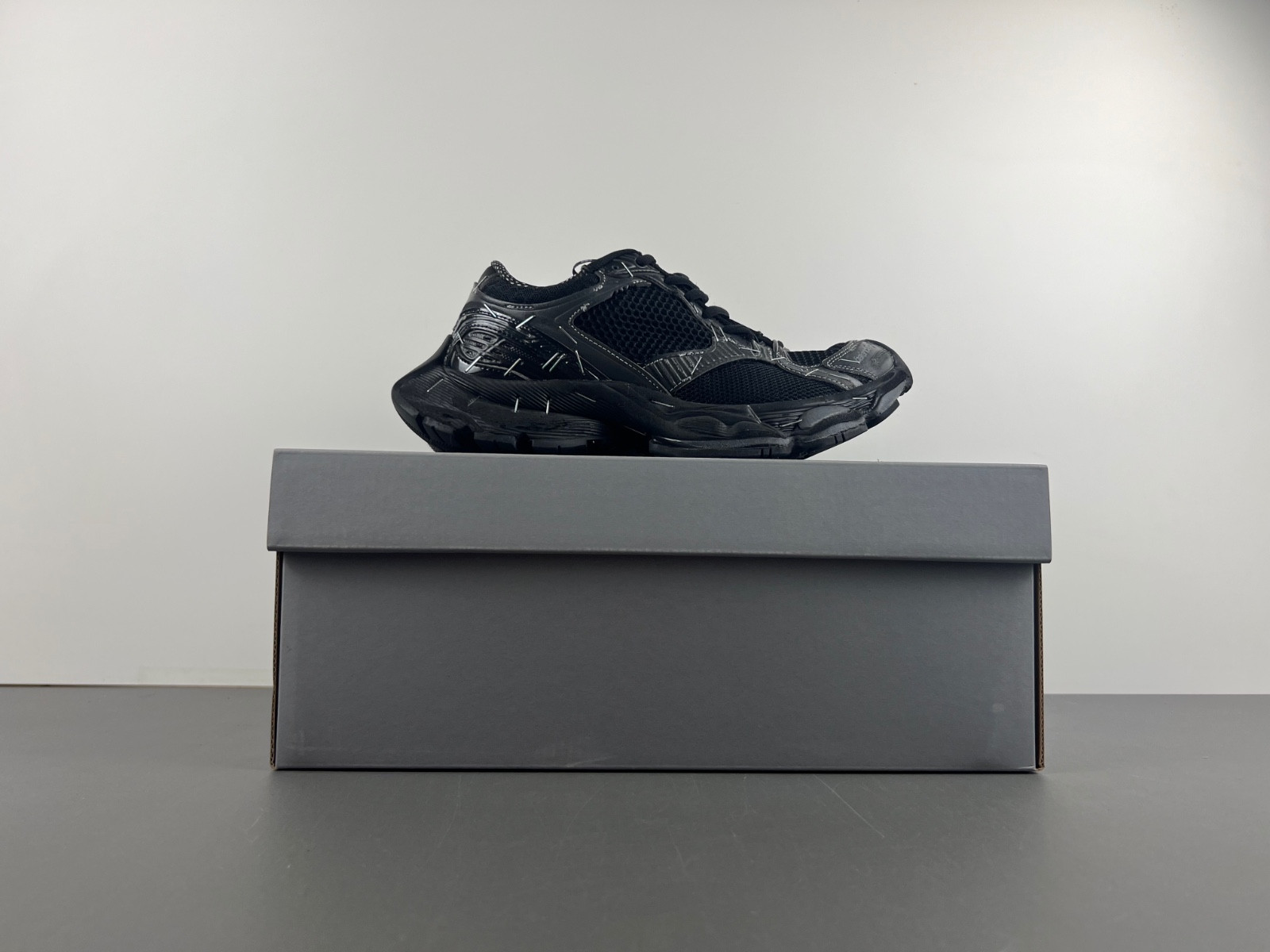 Ba*len*cia*ga sneaker 803681-w3st4-1000