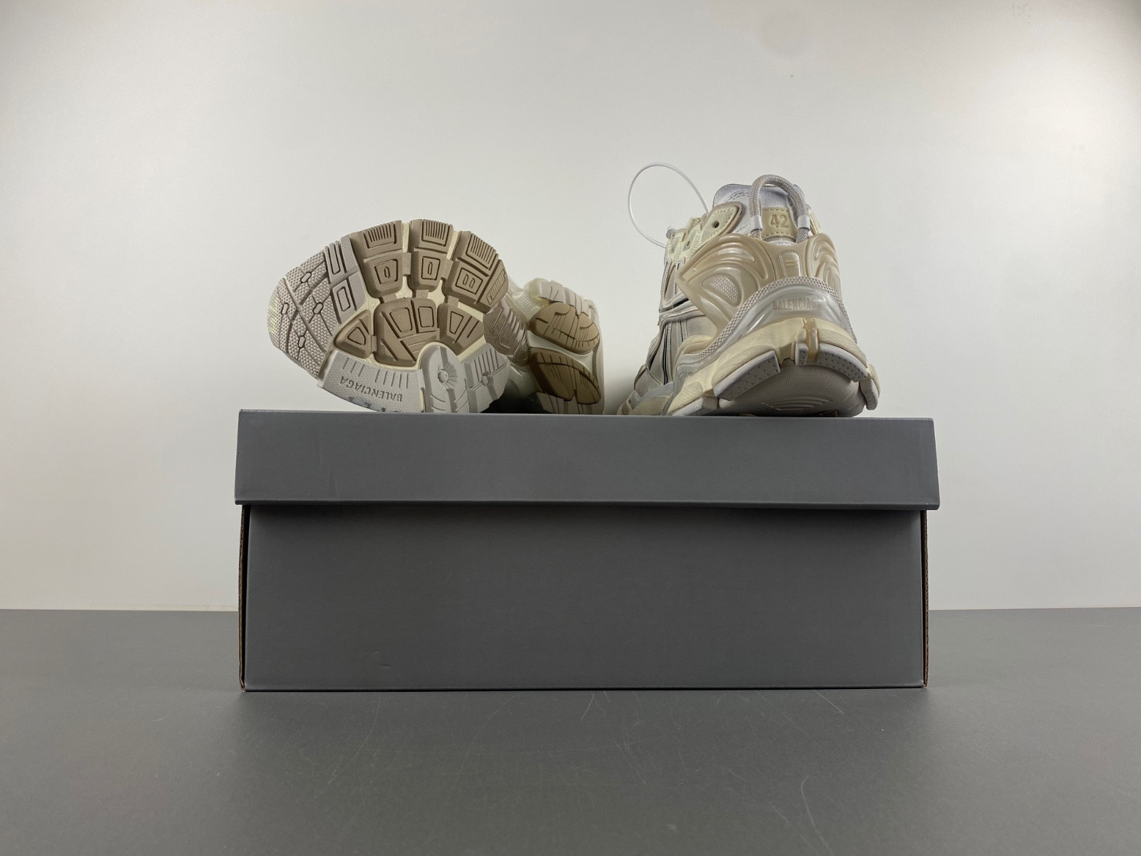 Ba*len*cia*ga runner 772774-w3rny-1205