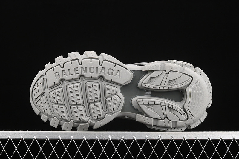 Ba*len*cia*ga track w2la13253