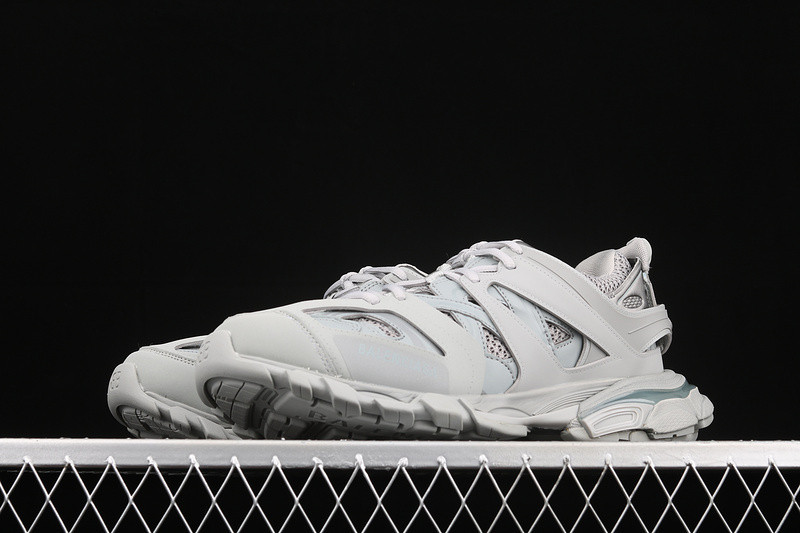 Ba*len*cia*ga track w2la13253