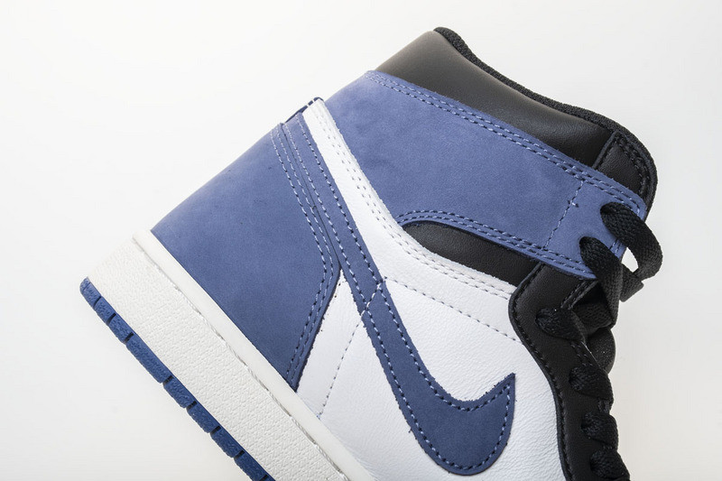 Air Jordan 1 Retro High OG “Blue Moon” 555088-115