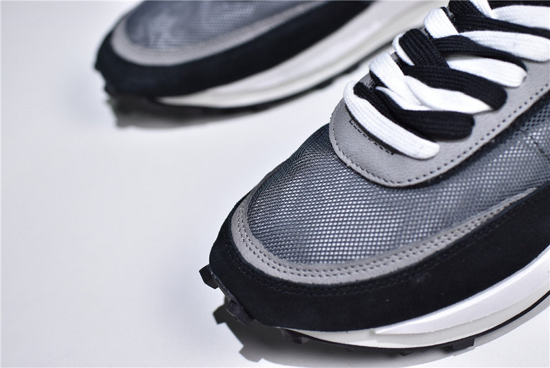 Sacai X Nike LD Waffle 