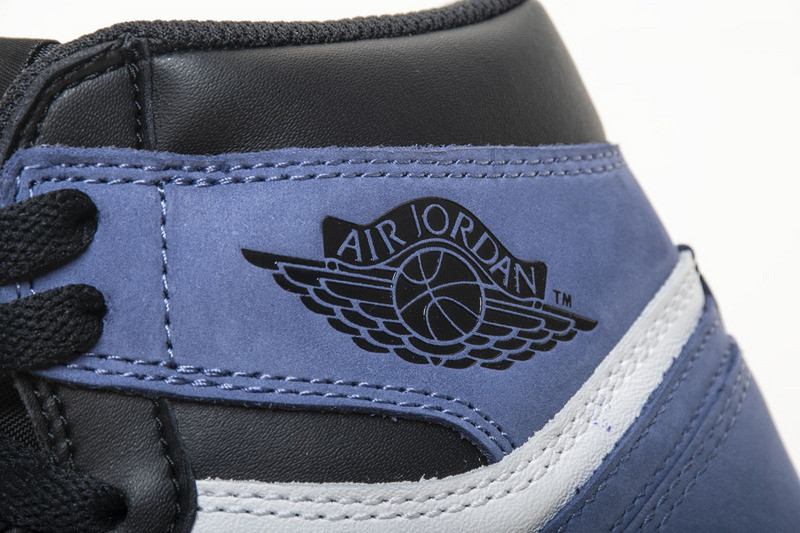Air Jordan 1 Retro High OG “Blue Moon” 555088-115