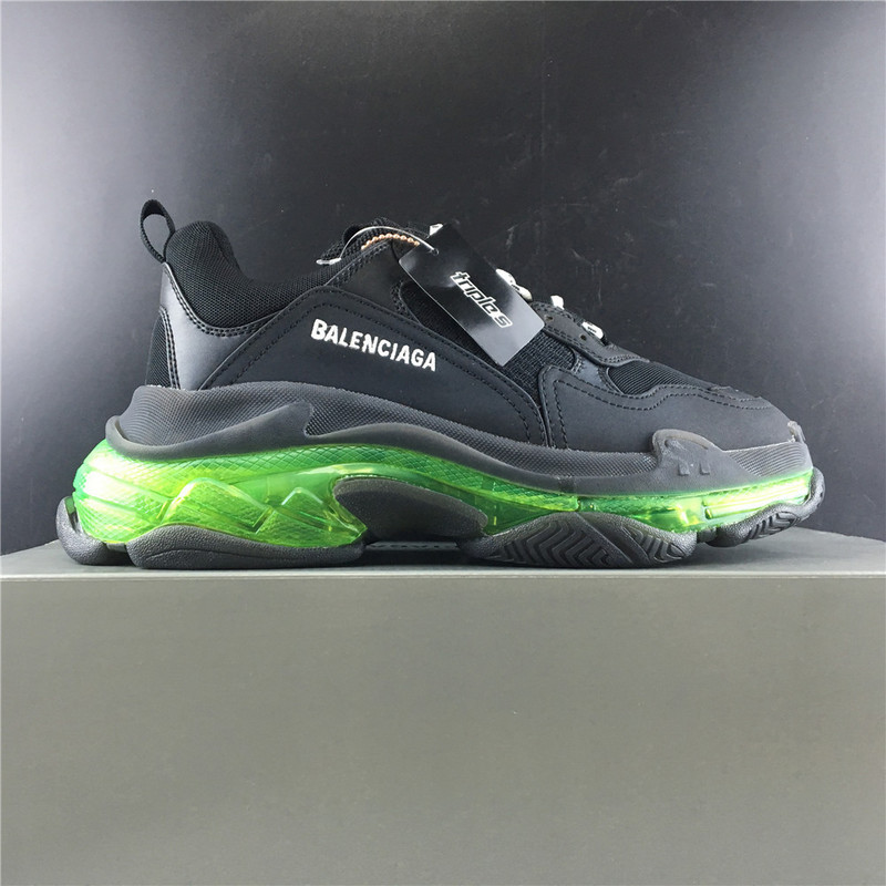 BLCG Triple S 541624-W0901-2140