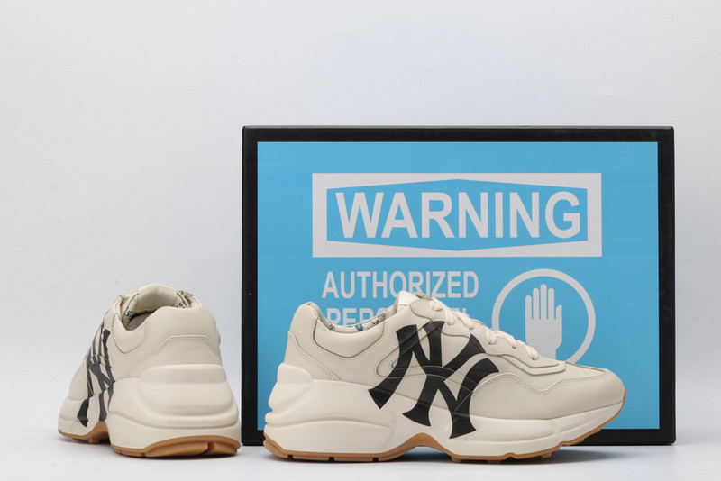 GC Rhyton sneaker with NY Yankees ™ patch