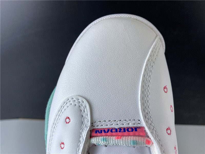 Air Jordan 13 GS “Aurora Green” 439358-100