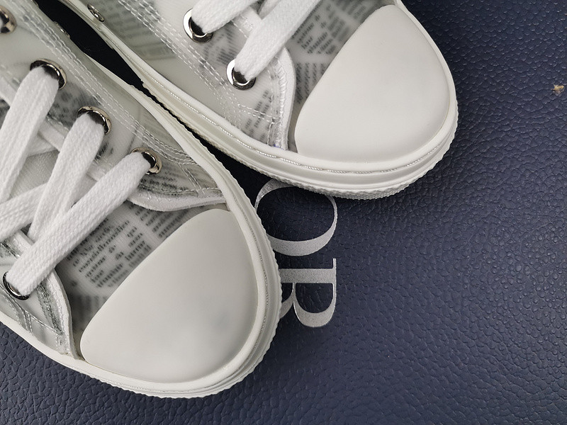 DR B23 Low Top Daniel Asham Newspaper 3SN249YUO_H069