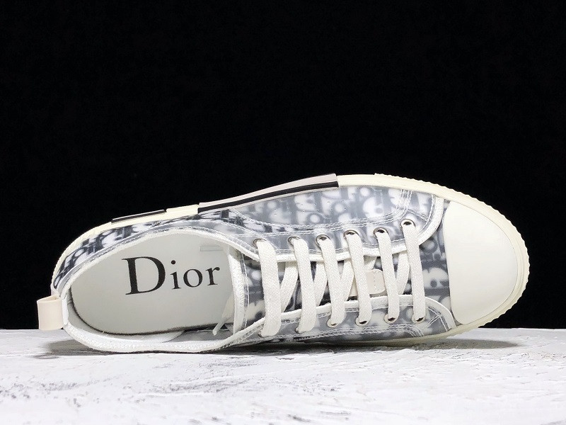 DR B23 Low Top Logo Oblique 3SN249YJP_H069