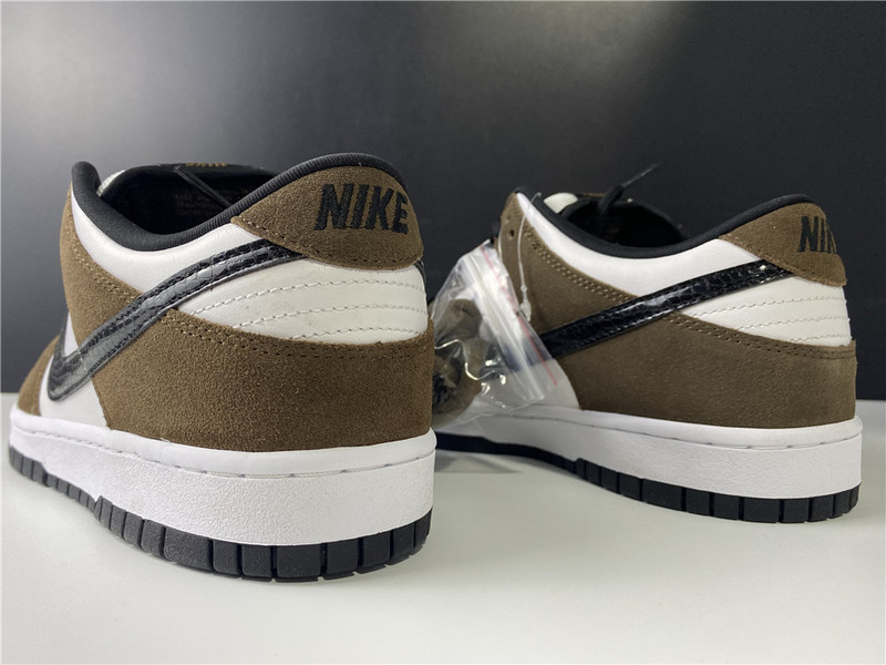 Nike SB Dunk Low “Trail” 304292-102