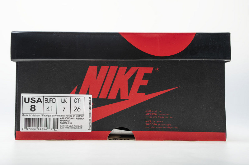 Air Jordan 1 Retro High OG “Blue Moon” 555088-115