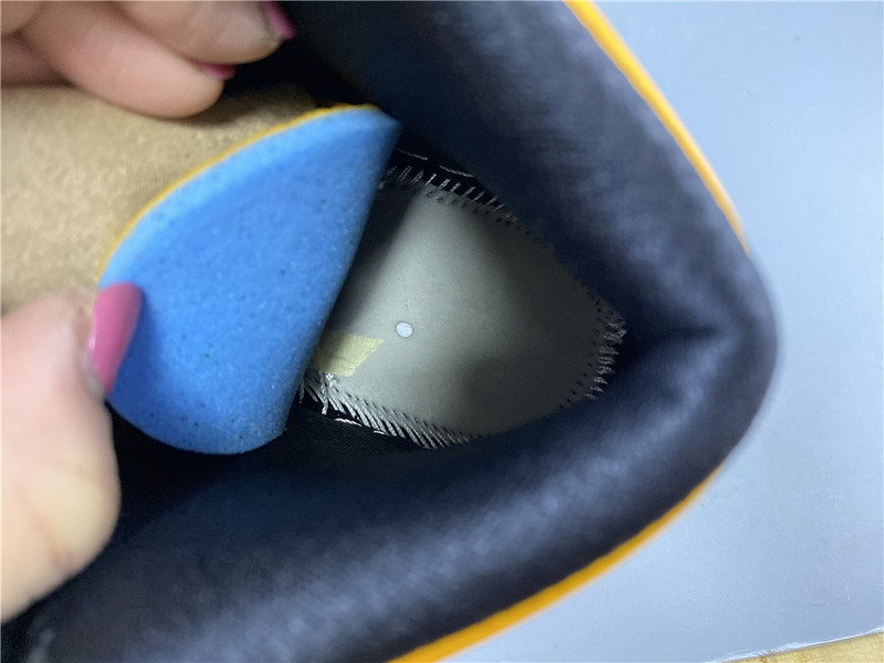 Air Jordan 1 Mid Laser Orange Black (W) CV5276-107