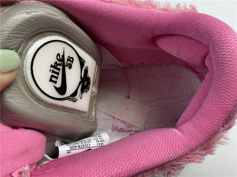 Grateful Dead x Nike SB Dunk Low 