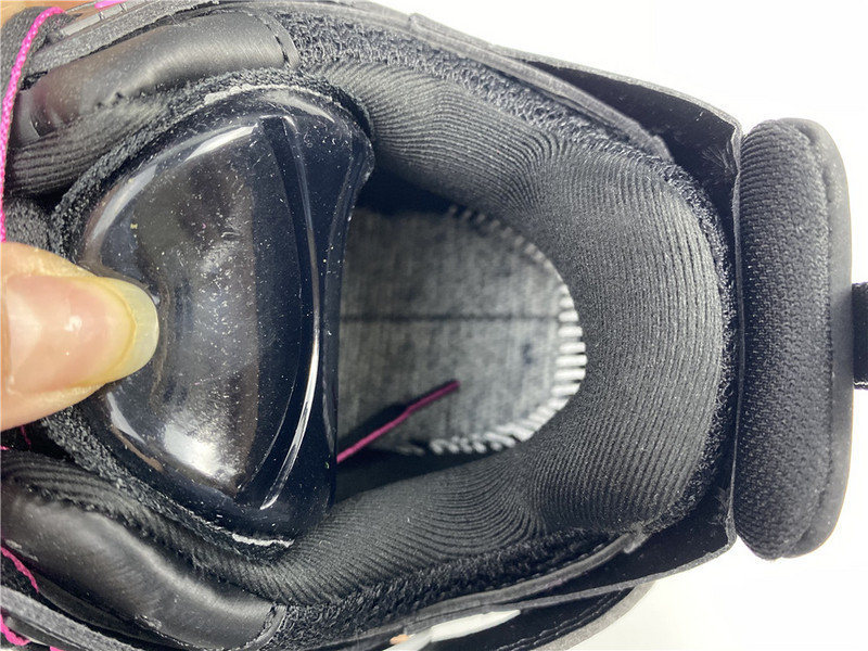 BLCG Track 3.0 542023-W1LA1-2046