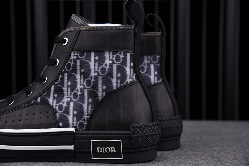 DR B23 High Top Canvas Oblique Black 3SH118YJP_H960