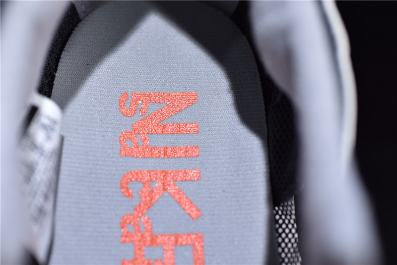 Sacai X Nike LD Waffle 