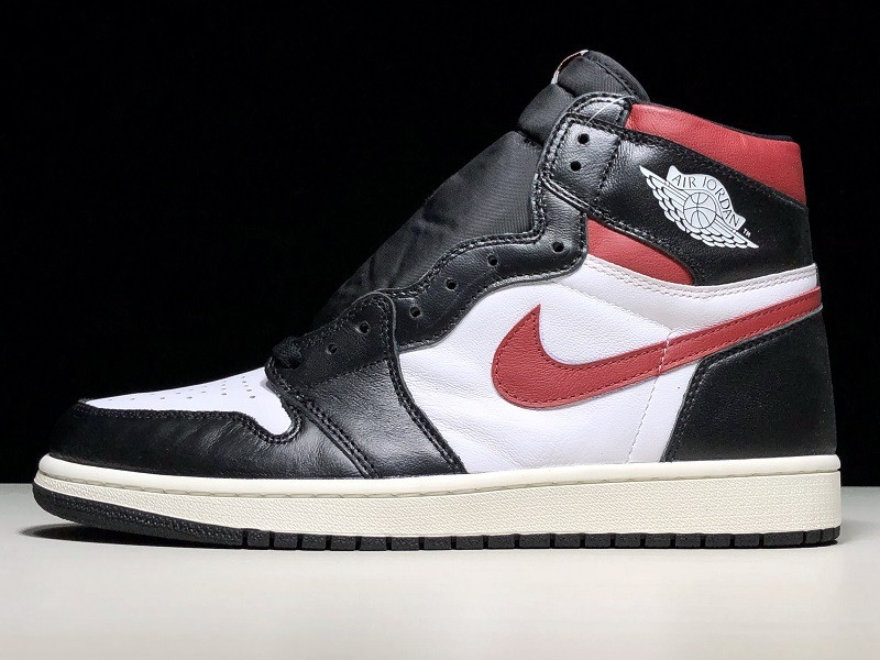 Air Jordan 1 Retro High OG “Gym Red” 555088-061