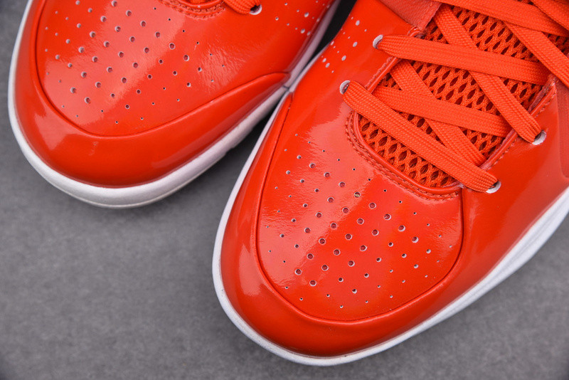 Undefeated x Nike Kobe 4 Protro “Devin Booker” CQ3869-800